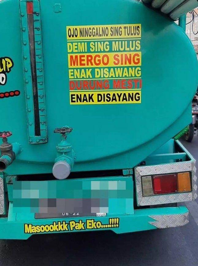 tulisan di truk sedot WC (instagram.com/bagihumor)
