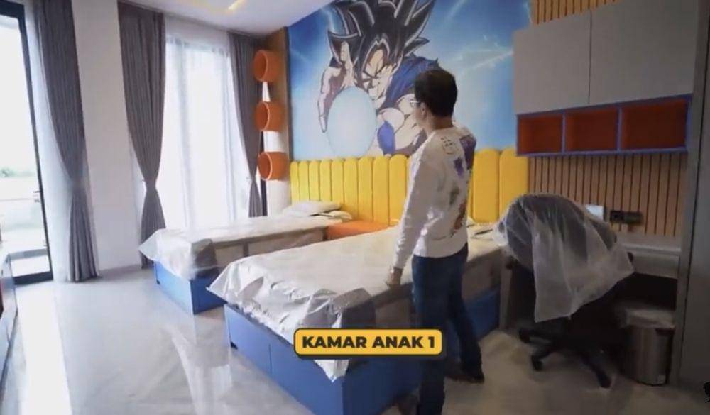 rumah baru dr. Richard Lee (youtube.com/dr. Richard Lee, MARS)