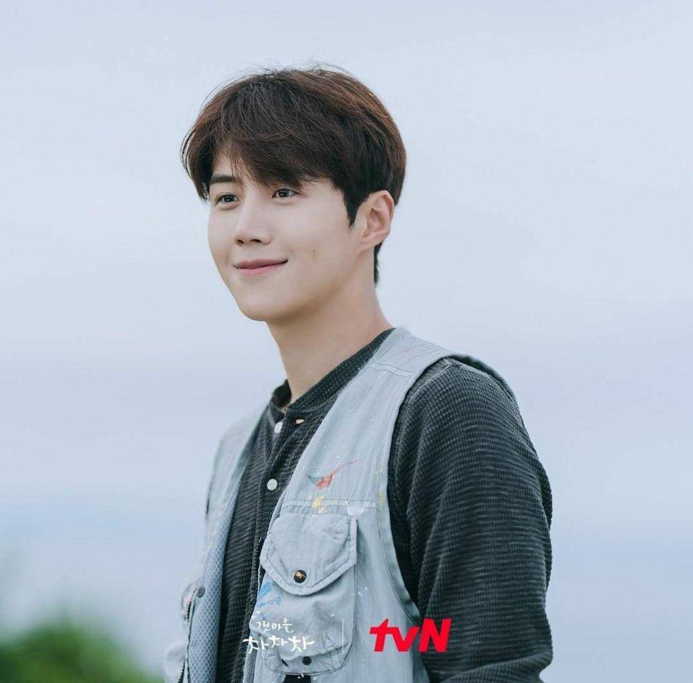 Kim Seon Ho di drama Hometown Cha-Cha-Cha (instagram.com/tvn_drama)