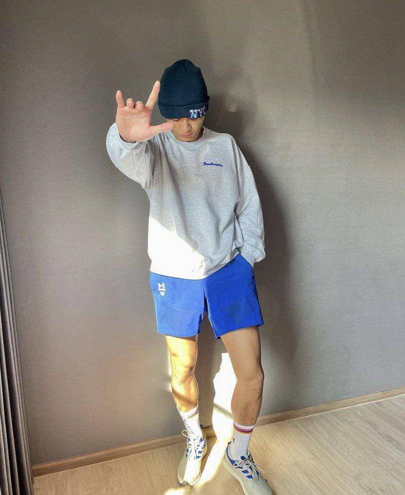 Potret Sporty ala Joss Wayar (instagram.com/josswayar)