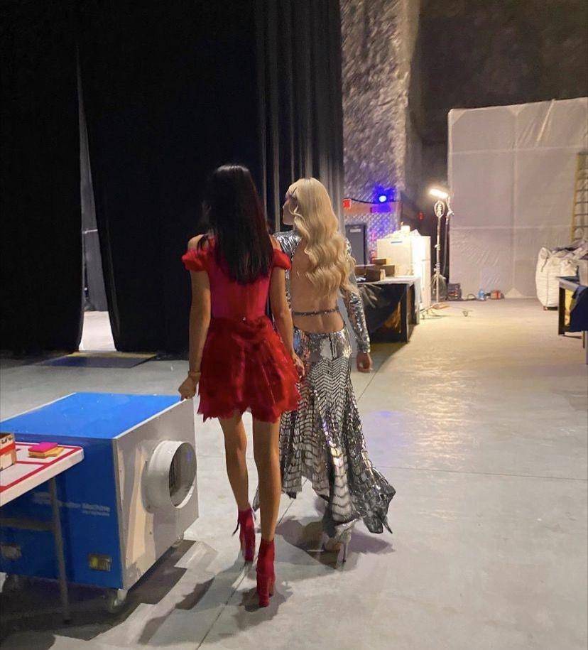 potret Bella Hadid tampil di salah satu episode next in fashion 2 (Instagram.com/gigihadid)