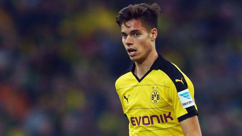 Julian Weigl (bundesliga.com)