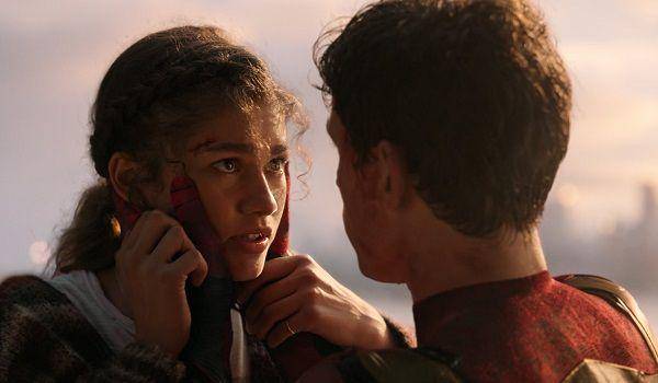 Perpisahan terakhir Peter dan MJ (dok. Marvel Studios/Spiderman:No Way Home)