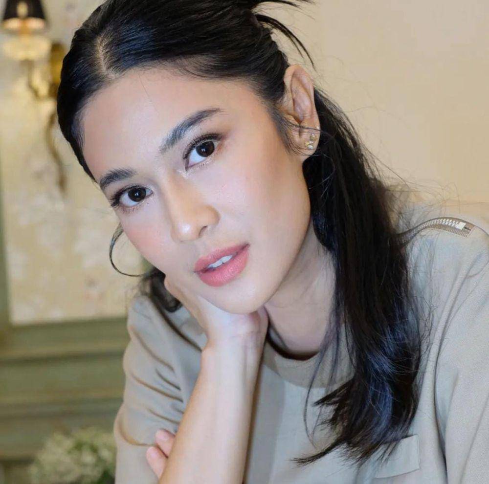 artis lahir Maret (instagram.com/therealdisastr)