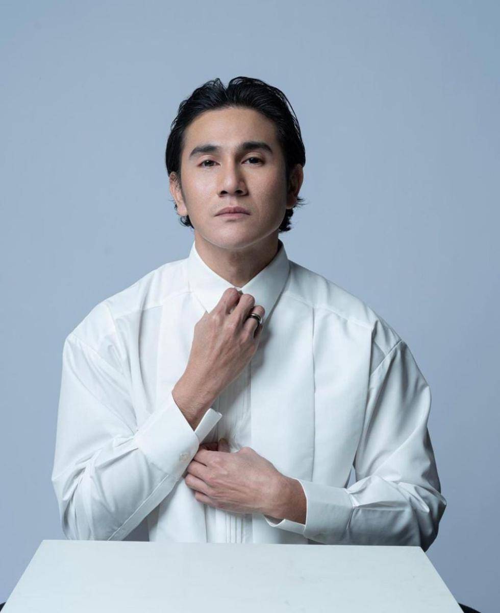artis lahir Maret (instagram.com/vinogbastian__)