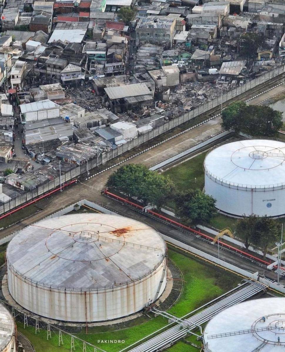 Foto udara kondisi Depo Pertamina Plumpang pasca kebakaran. (dok. Pertamina)