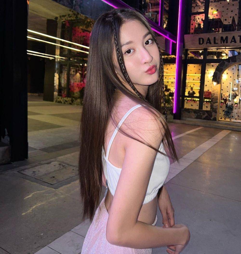 View Benyapa (instagram.com/viewbenyapa)