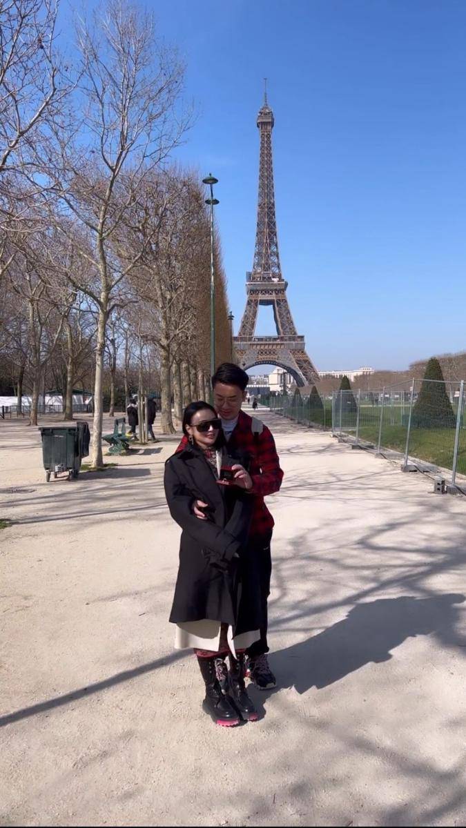 Max Adam melamar Wika Salim di Paris (instagram.com/wikasalim)