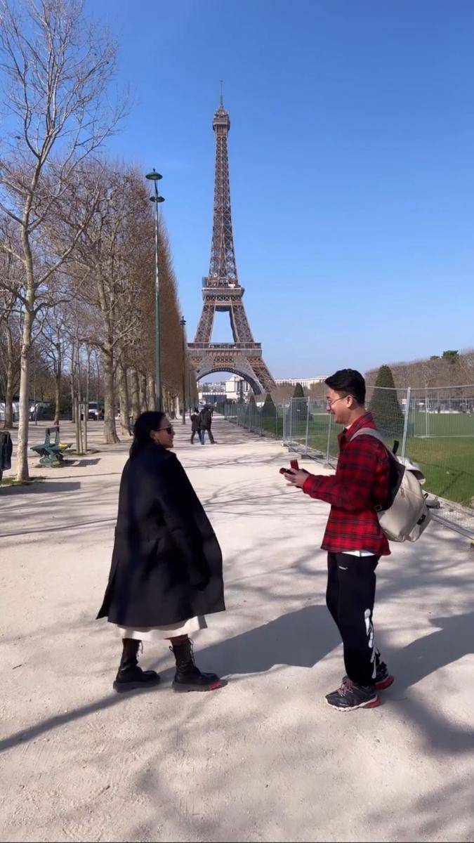 Max Adam melamar Wika Salim di Paris (instagram.com/wikasalim)