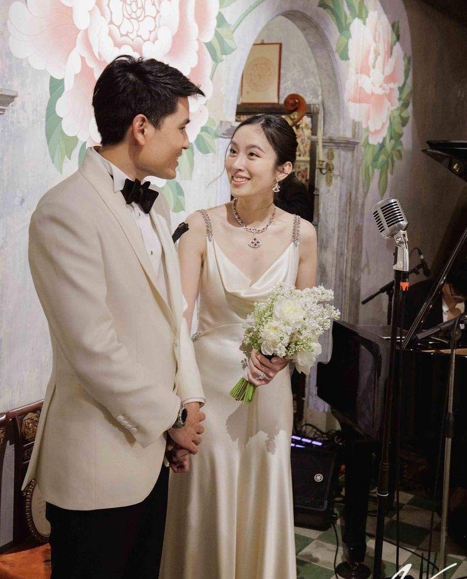Resepsi Nong Poy (instagram.com/niyadarweddinganswer)