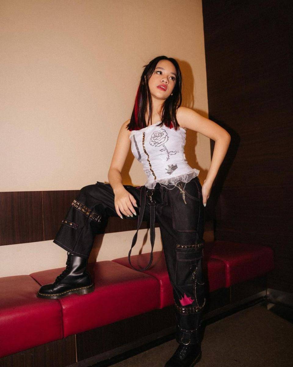 Anodya Shula Neona Ayu (instagram.com/ney_neo)