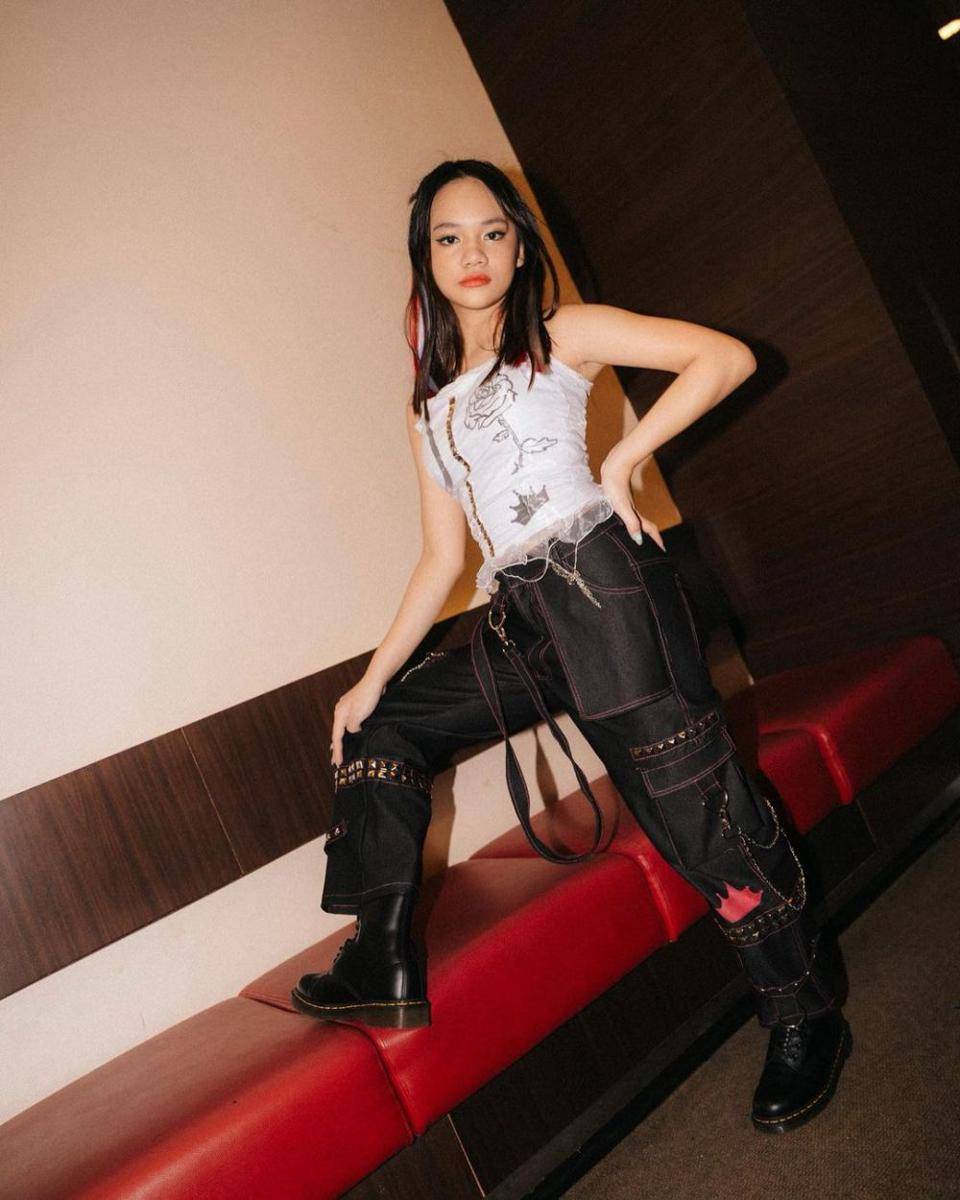 Anodya Shula Neona Ayu (instagram.com/ney_neo)