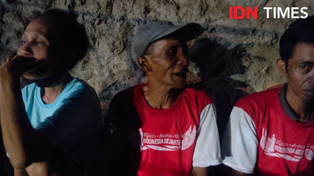 warga korban kebakaran depo Pertamina Plumpang (IDN Times/Yosafat Diva Bayu)