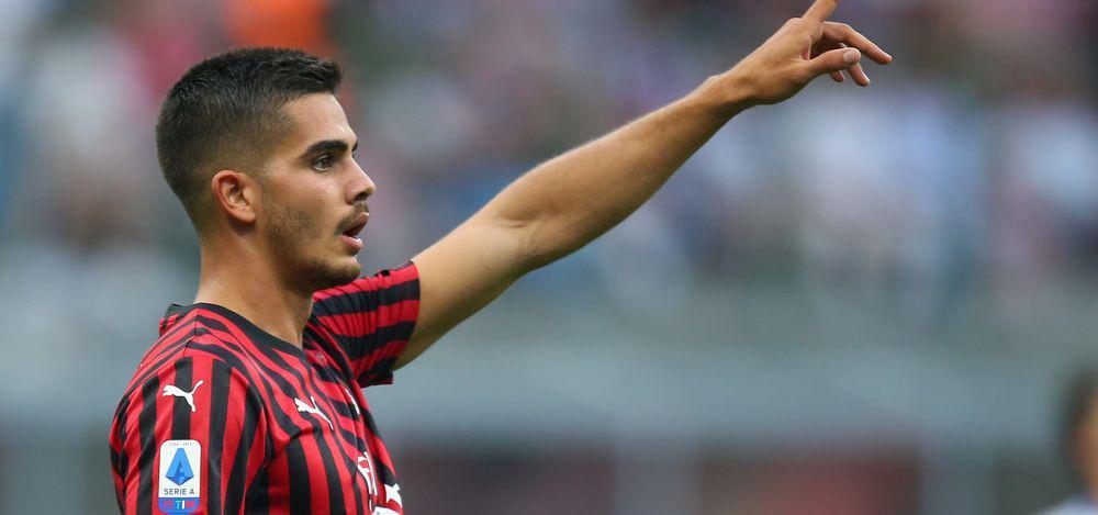 Andre Silva (acmilan.com)