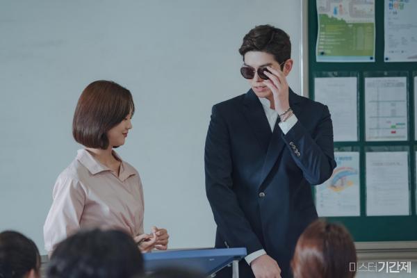 Yoon Kyun Sang di drama Class of Lies (dok. OCN/Class of Lies)