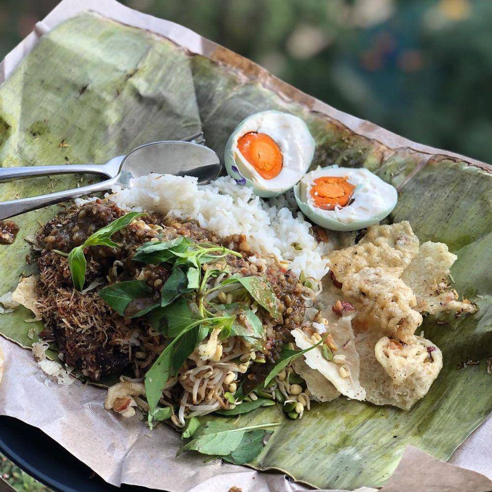 Nasi Pecel Bu Djoyo (instagram.com/mimolette_1106)