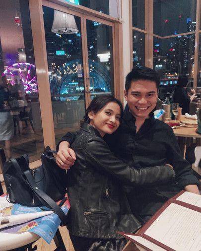Artis dilamar diluar negeri (Instagram.com/septriasacha)