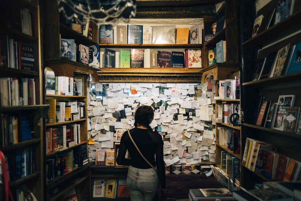 The Paradox of Choice: Terlalu Banyak Pilihan Bikin Gak Bahagia?