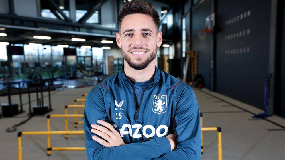 potret Alex Moreno (avfc.co.uk)