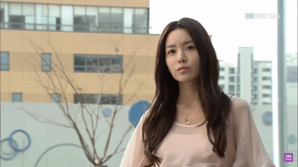 Nam Gyu Ri di drama 49 Days (youtube.com/SBS Drama)
