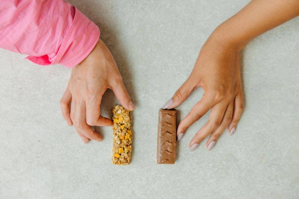 ilustrasi granola bar (pexels.com/Yaroslav Shuraev)