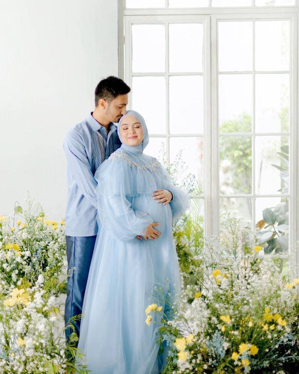 Maternity shoot anak kedua Febby Palwinta. (instagram.com/febbypalwinta)