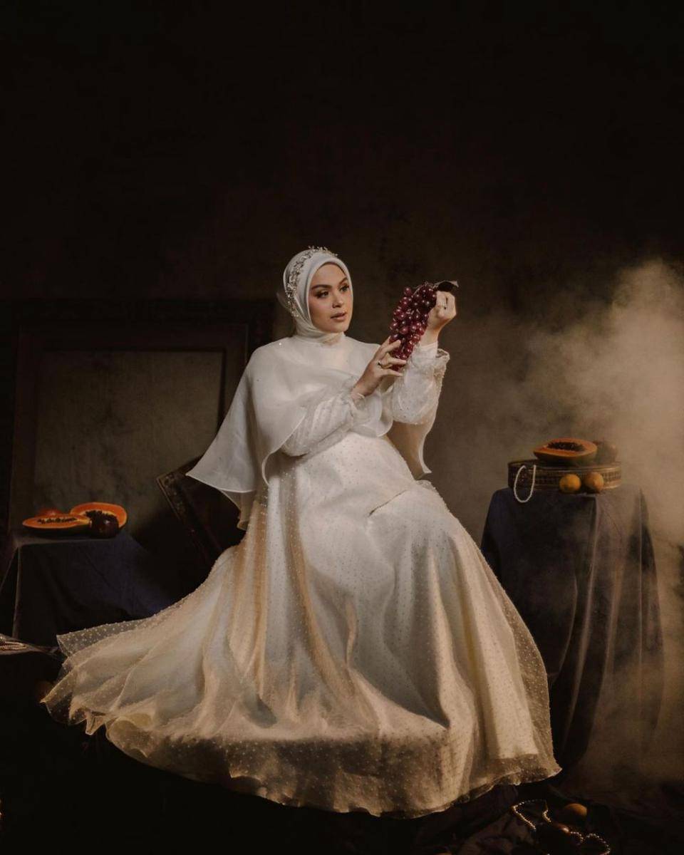 Maternity shoot anak kedua Febby Palwinta. (instagram.com/febbypalwinta)
