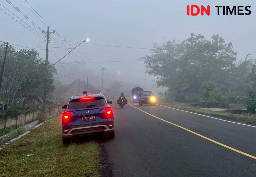 Kabut tebal di Kedungreja (IDN Times/Dwi Agustiar)