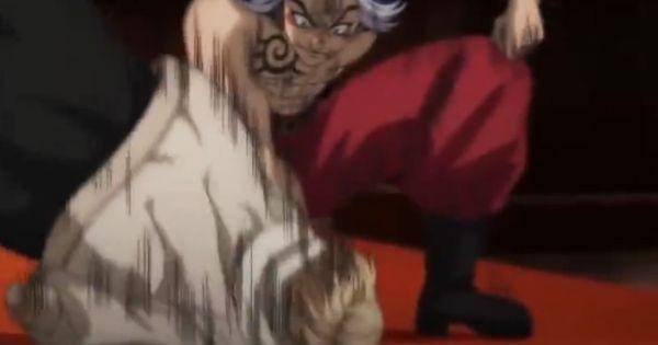 Taiju memukul Mikey ( Dok. Liden Films / Tokyo Revengers  S2)