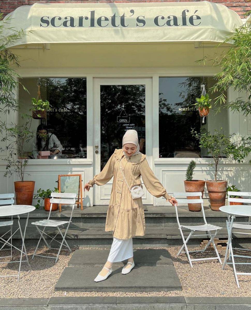 OOTD hijab cewek bumi ala selebgram Seviqe Febinita (instagram.com/seviqfebinita)