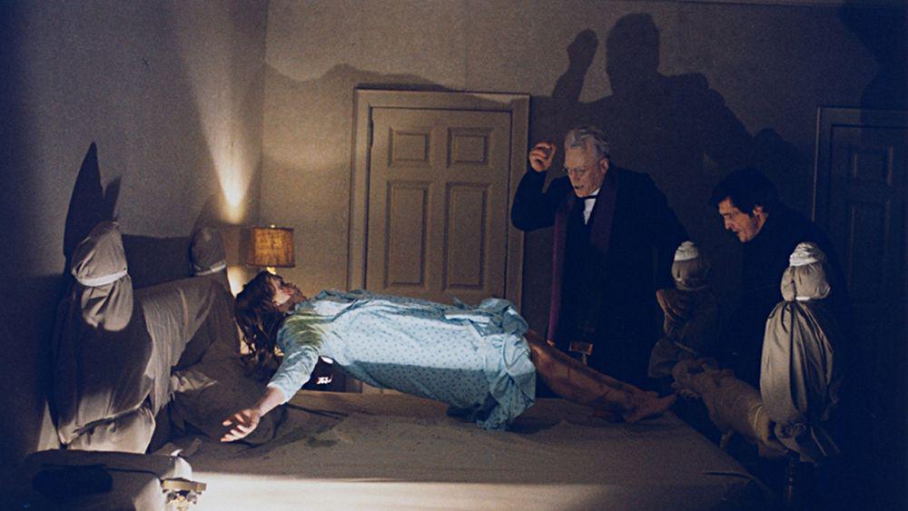 5 Film Horor yang Dianggap Terkutuk, Pemain dan Kru Jadi Korban!