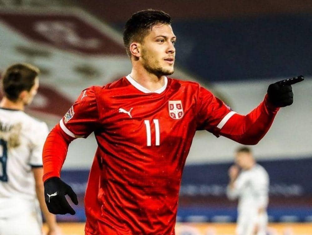 Luka Jovic berseragam Timnas Serbia. (instagram.com/lukajovic)