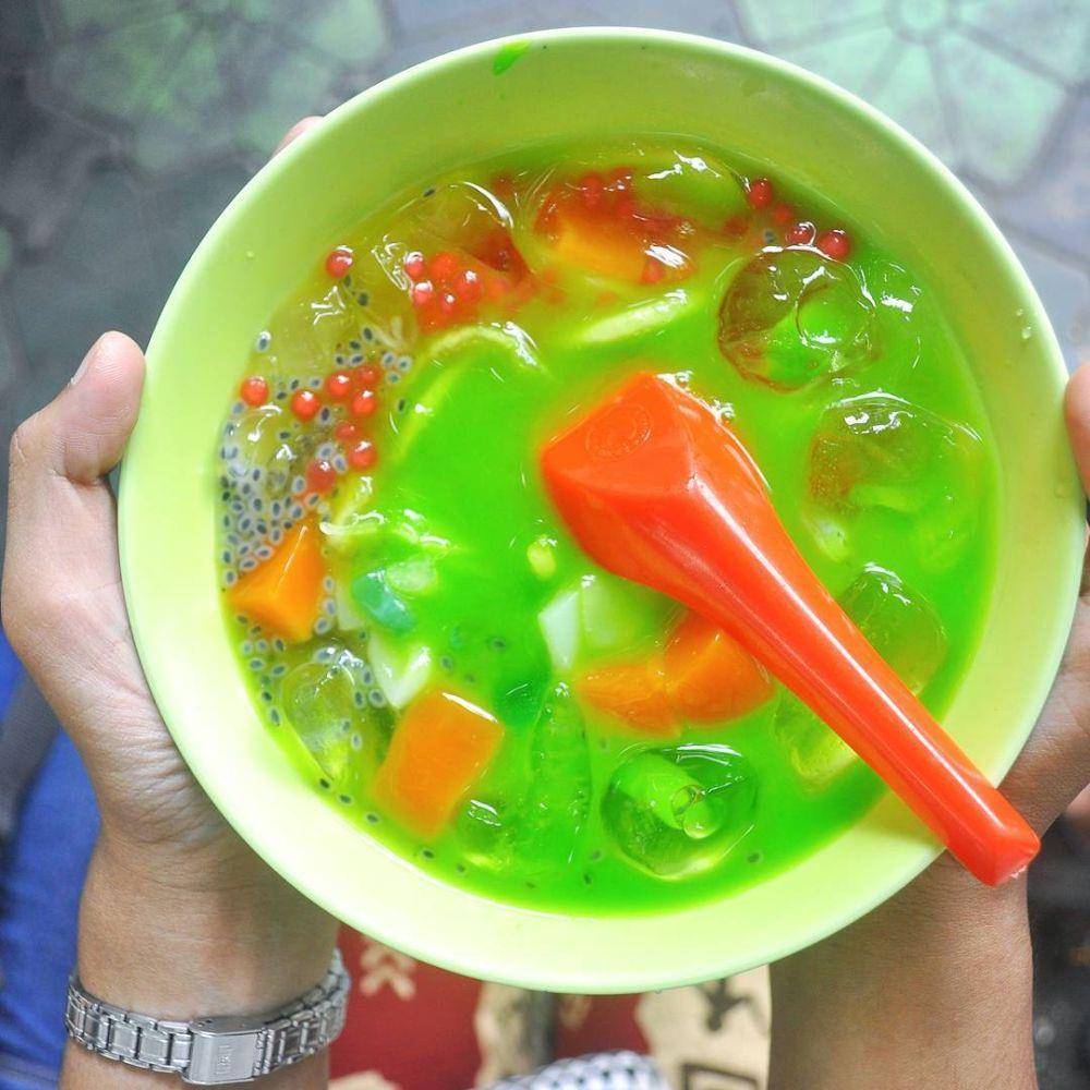 es buto ijo (instagram.com/hobbykulinerr)
