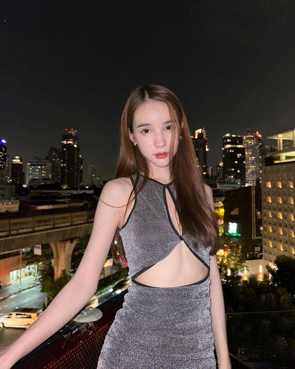 Yoshi Rinrada (instagram.com/yoshirinrada)