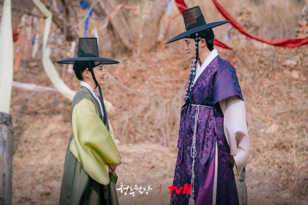 Jeon So Nee dan Park Hyung Sik di Our Blooming Youth (instagram.com/tvn_drama)