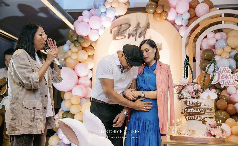 momen kejutan ultah Viviane Simorangkir (instagram.com/gisel_la)