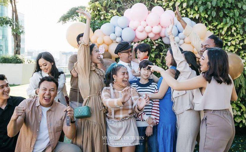 momen kejutan ultah Viviane Simorangkir (instagram.com/viv_viviane)