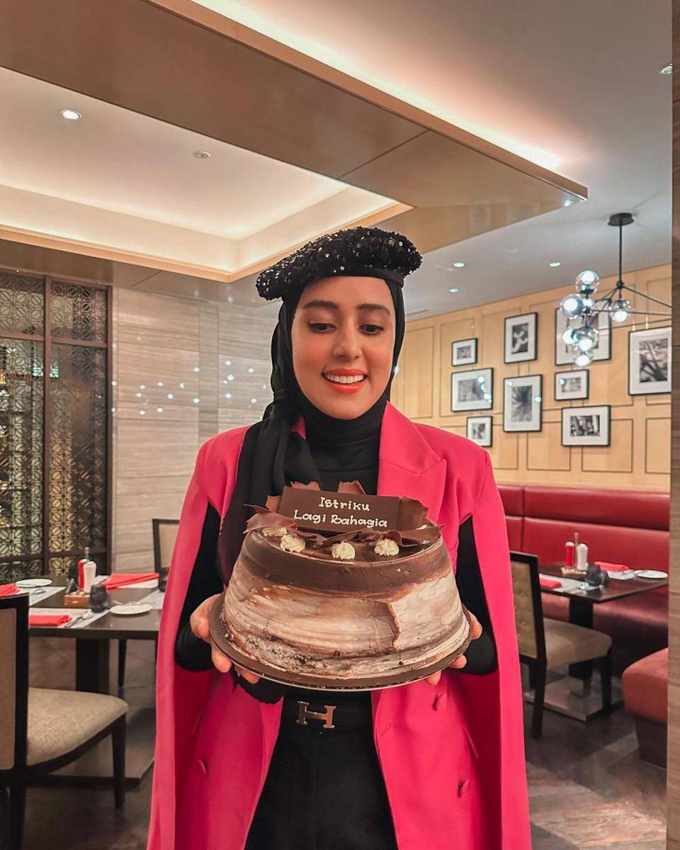 potret ultah ke-37 Fairuz A. Rafiq (instagram.com/fairuzarafiq)
