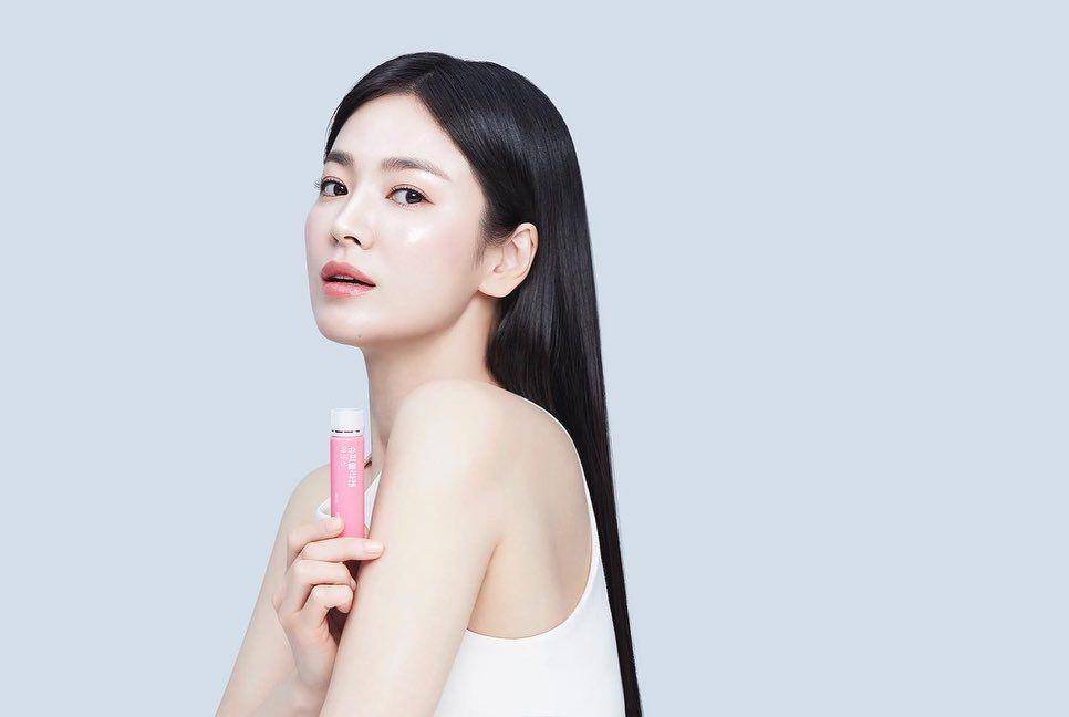 Song Hye Kyo (Mokjungwook via Instagram.com/kyo1122/)
