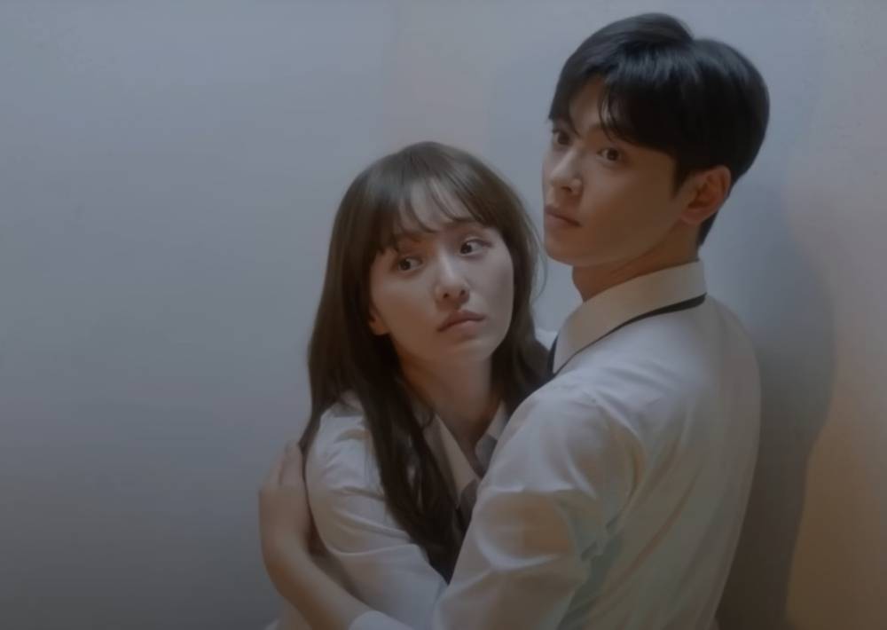 Cha Eun Woo dan Park Gyu Young di MV "You're the Reason" dari Urban Zakapa (youtube.com/1theK)