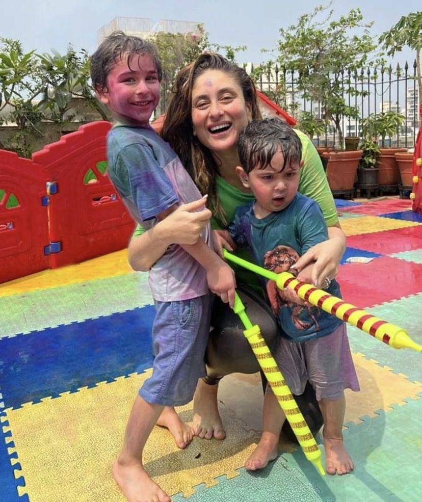Kareena Kapoor (instagram.com/kareenakapoorkhan)