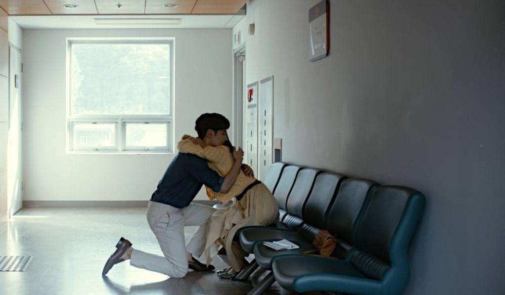 Lee Je Hoon dan Won Ji Ah di MV "Only" dari Lee Hi (youtube.com/AOMGOFFICIAL)