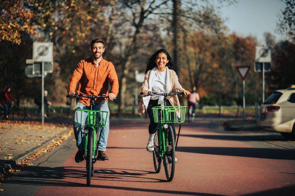ilustrasi bersepeda (pexels.com/tretty GmbH Bike and Scooter Sharing)