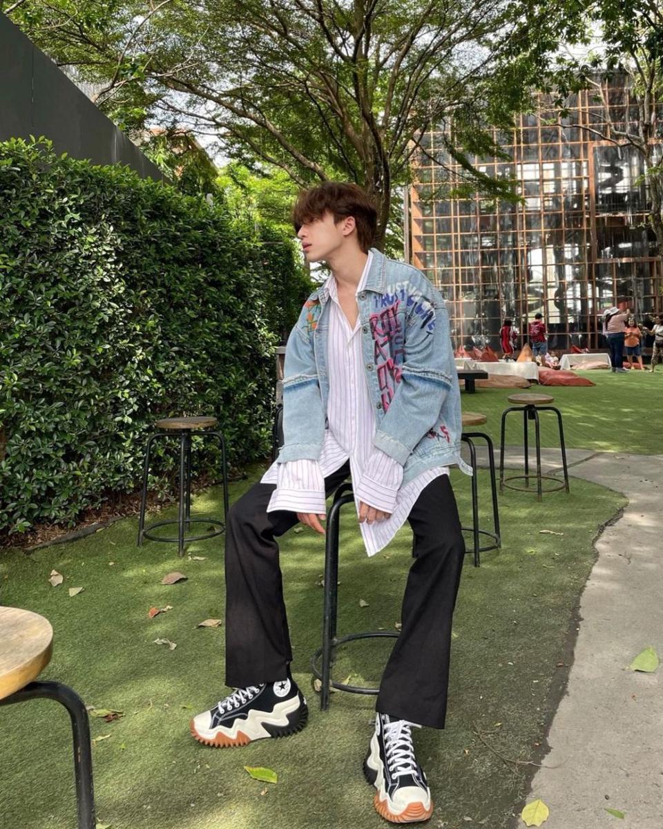 Mix and match outfit ala Noeul Nuttarat (instagram.com/noeullee_)