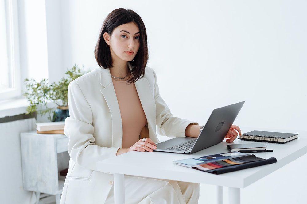 Apa Itu Assistant Manager? Ini Tugas dan Skill Utamanya!