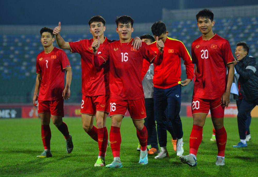 Timnas Vietnam U20 pada babak grup Piala Asia U20 2023 mengalahkan Qatar 2-1 (the-afc.com)