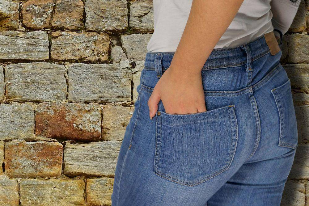 ilustrasi jeans (pixabay.com/Bru-nO)