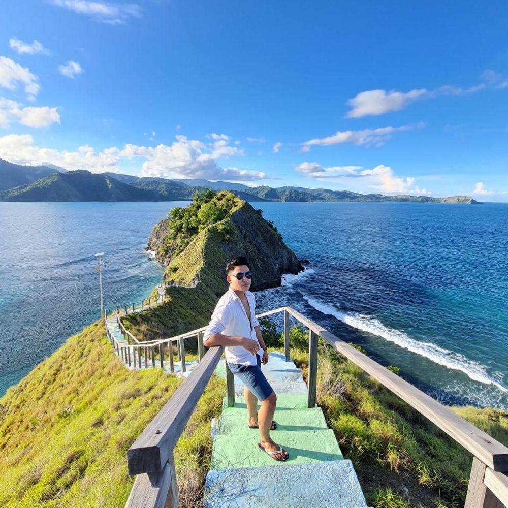 Pulau Dua (instagram.com/ikbalbahary19)
