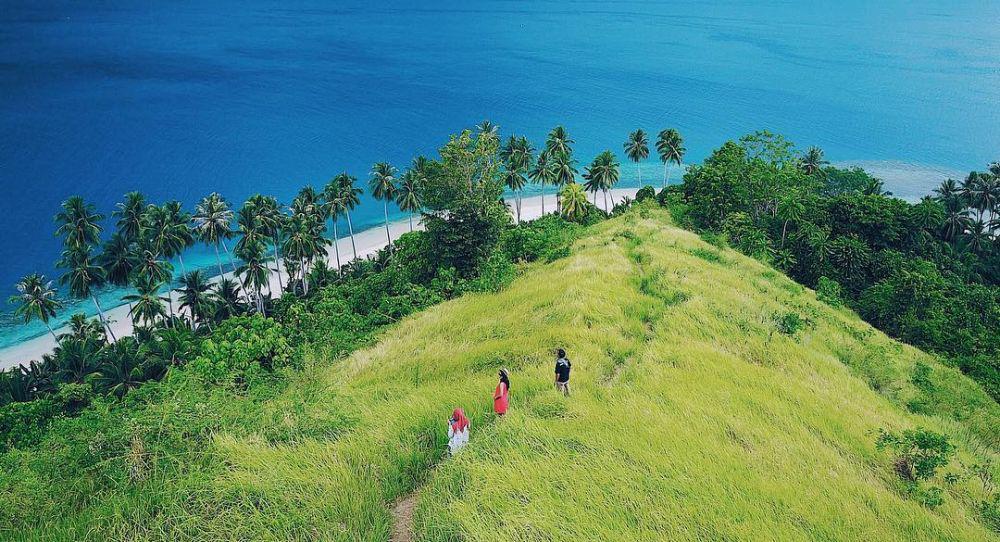 10 Potret Pulau Dionumo Gorontalo, Lanskap Alamnya Membius!