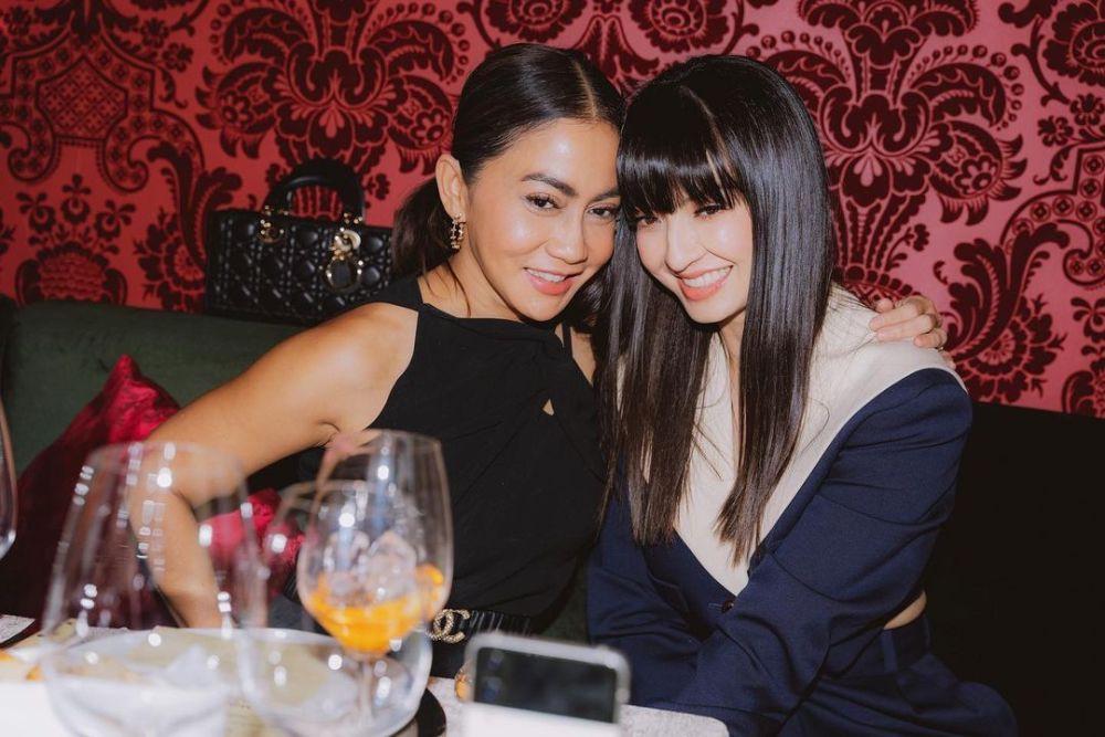 10 Potret Raline Shah Rayakan Ultah ke-38, Dipuji Mirip Idol Korea
